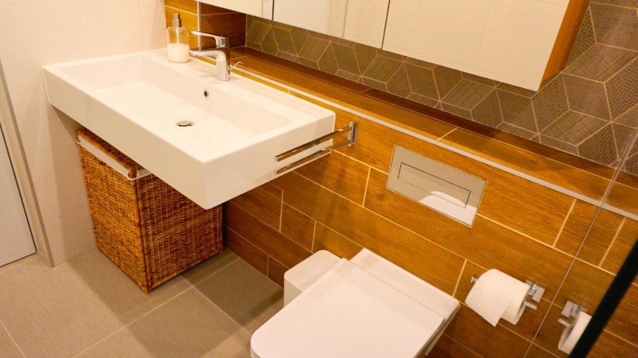 Апартамент Жасмин С Частен Гараж - Jasmin Apartment With Private Garage 瓦爾納 外观 照片